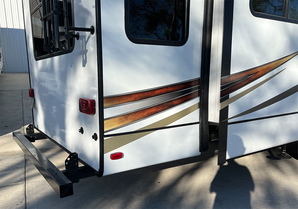 rv fifth wheel rear wall replacement completed at elite rv